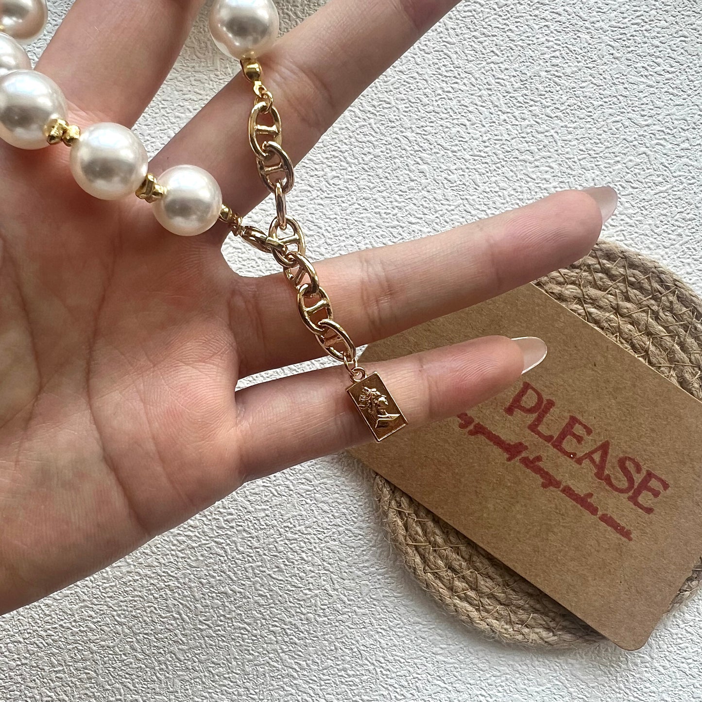 Crystal pearl bracelet with Empress Muse