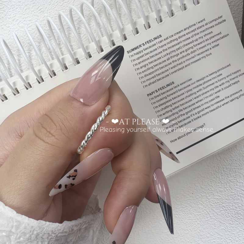 Gedrehter Ring aus 925er Silber – Stapelbar, minimalistisch, essentiell