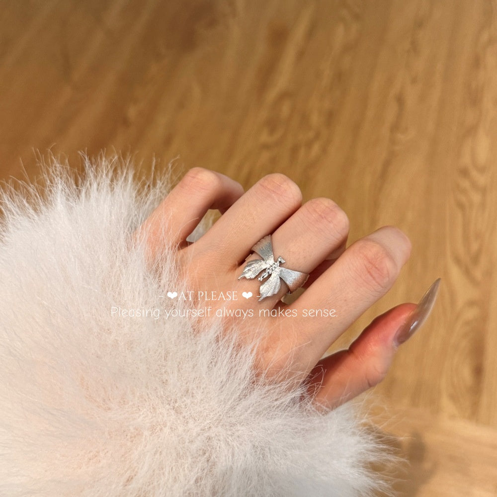 Schmetterlingsring aus S925 Sterlingsilber – gebürsteter Satin, Vintage-Eleganz