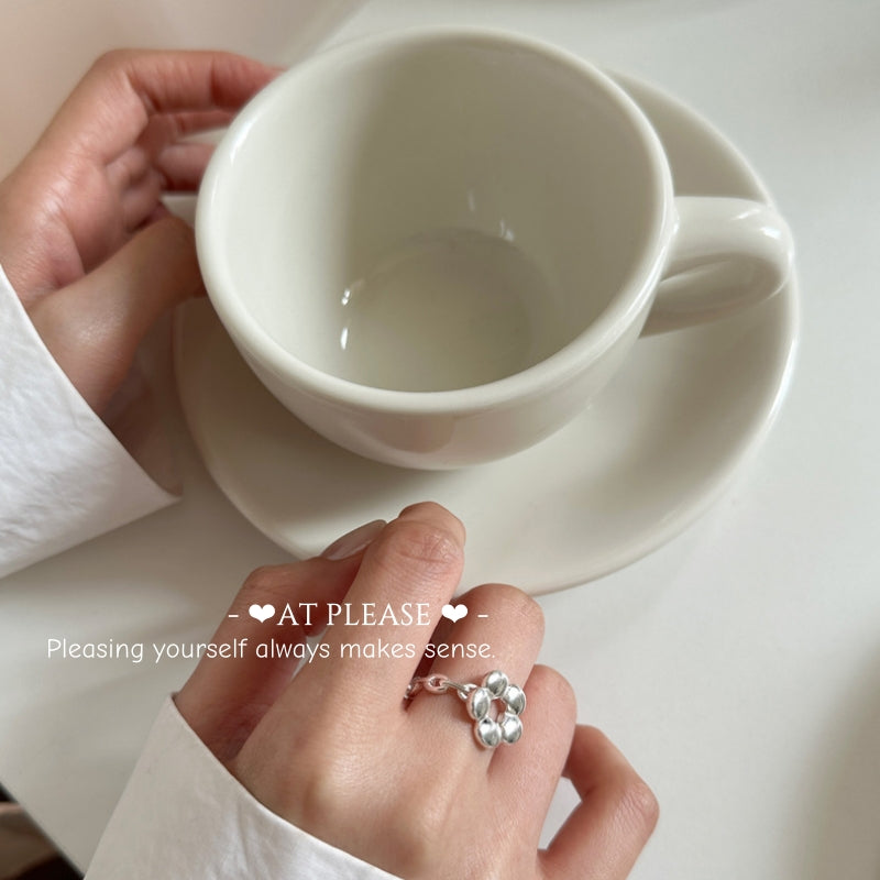Minimalistischer Statement-Ring aus 925er Sterlingsilber mit Blumenmuster