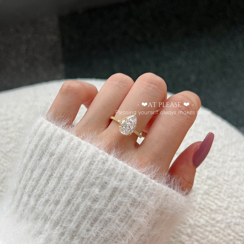 Ehering aus 925er Sterlingsilber mit Birnenschliff | Luxuriöser Basic-Schmuck für Bräute