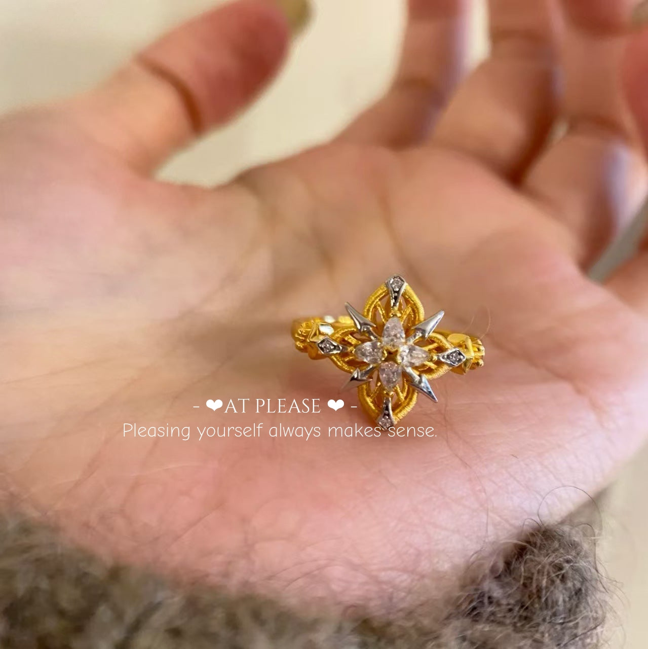 Verflochtener Dornenring aus der Mitte des Jahrhunderts | Diamantbesetztes Starburst-Design
