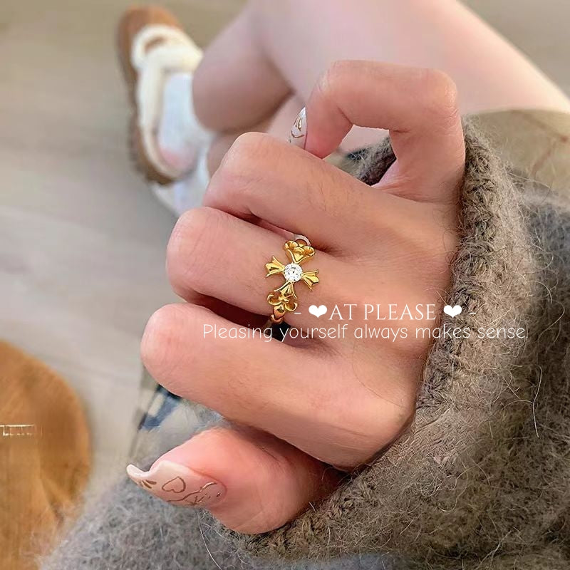 Mid-Century Gold Iris Ring | Vintage-Enthusiasten & moderne Romantiker