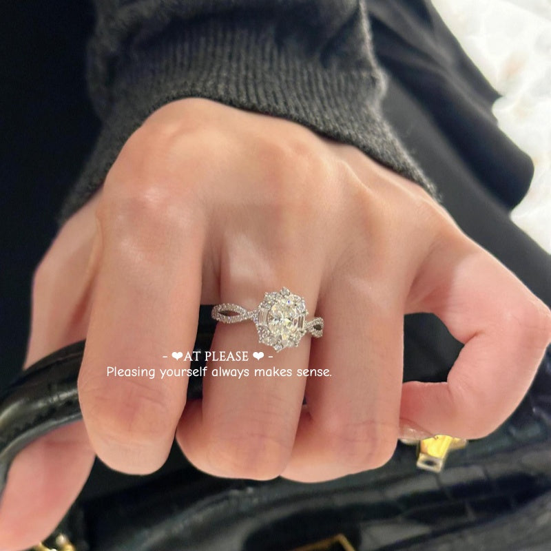Ovaler Solitärring aus 925er Silber – Französisches Vintage-Design mit gedrehtem Rand und luxuriösem Design