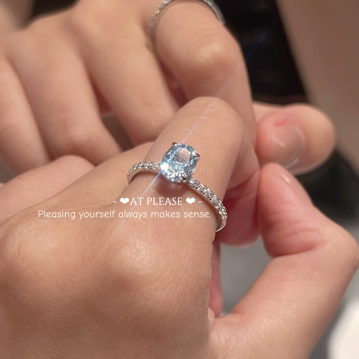 Ring aus 925er Sterlingsilber mit aquamarinblauem Diamanten mit hohem Kohlenstoffgehalt – Luxuriöser Schmuck