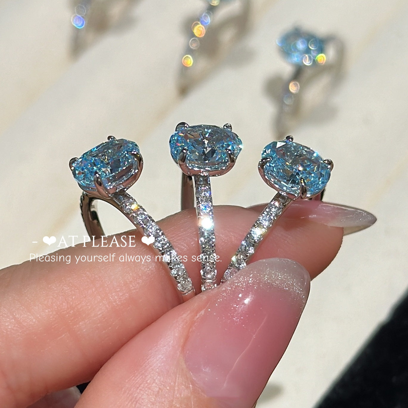 Ring aus 925er Sterlingsilber mit aquamarinblauem Diamanten mit hohem Kohlenstoffgehalt – Luxuriöser Schmuck