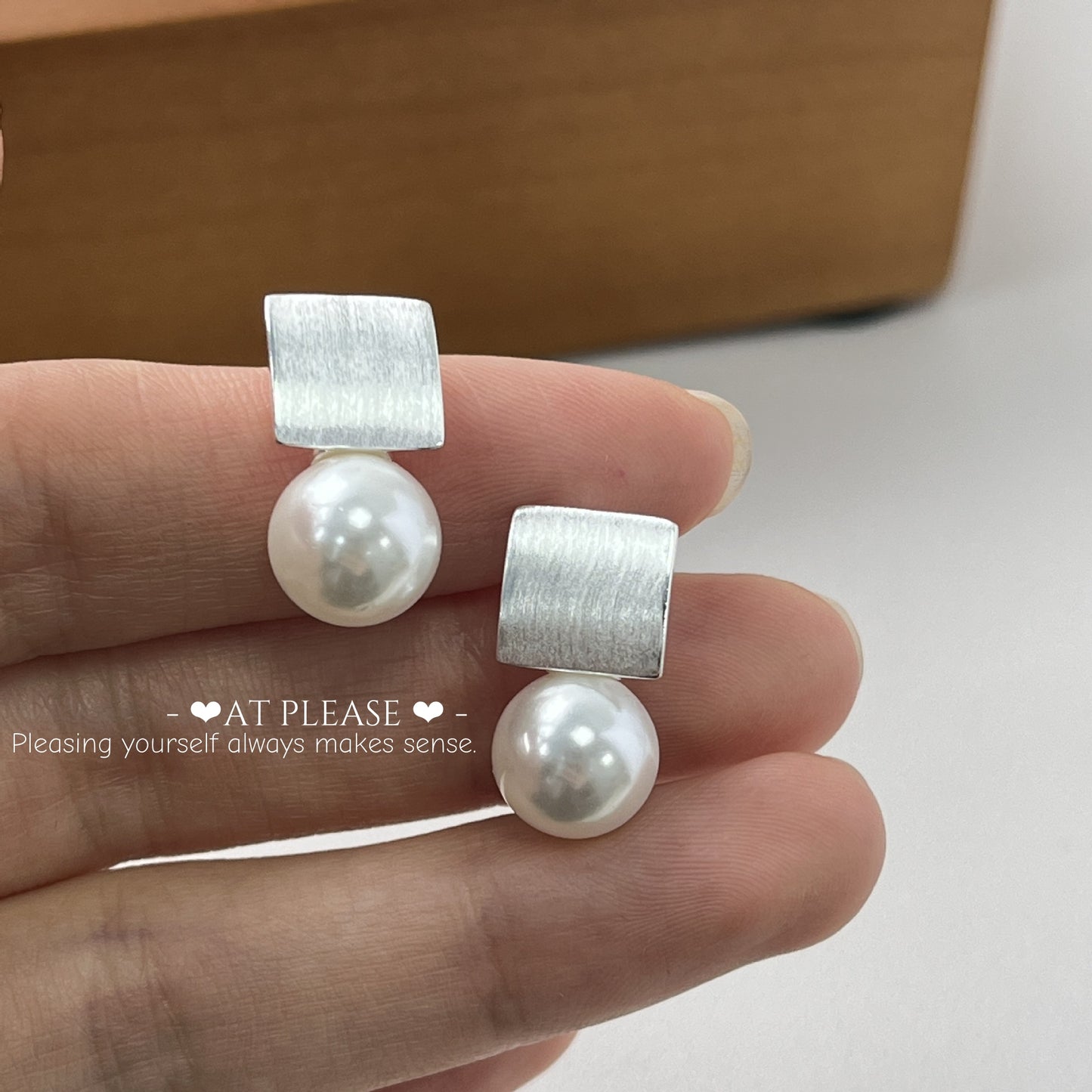 S925 Silver Geometric Square Shell Pearl Drop Earrings - Minimalist French Retro Style