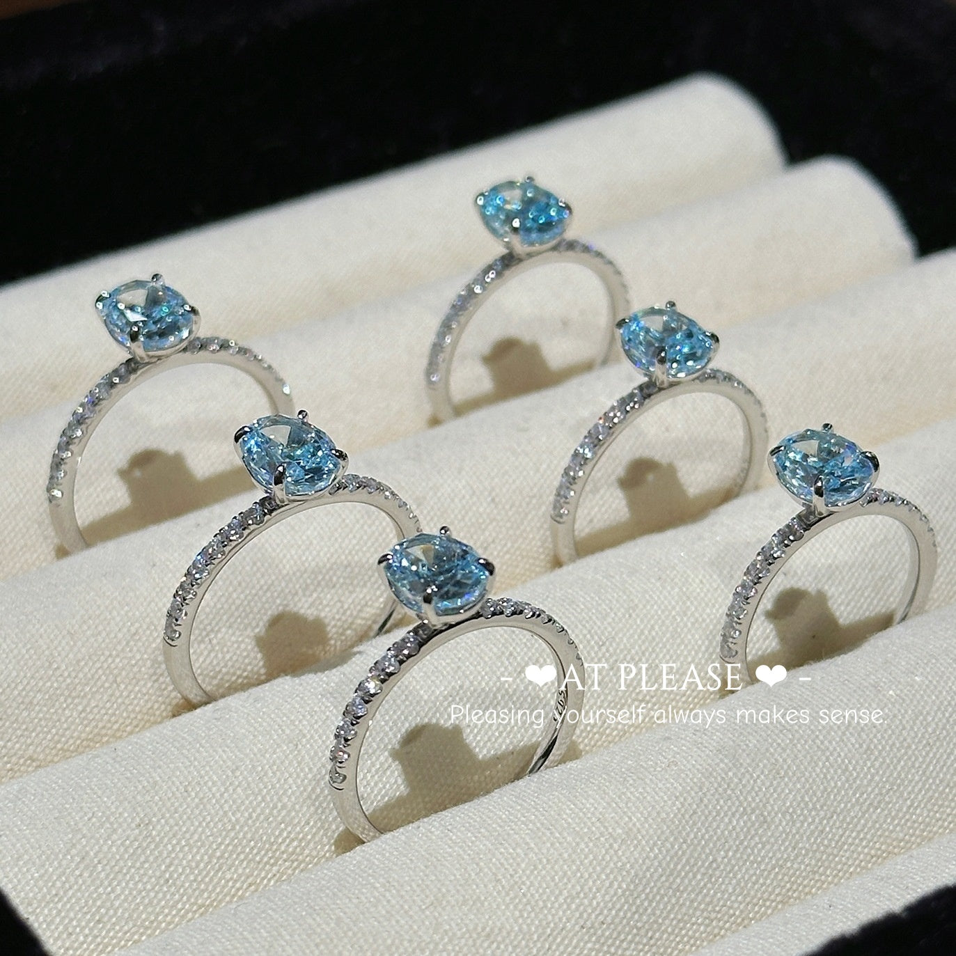 Ring aus 925er Sterlingsilber mit aquamarinblauem Diamanten mit hohem Kohlenstoffgehalt – Luxuriöser Schmuck