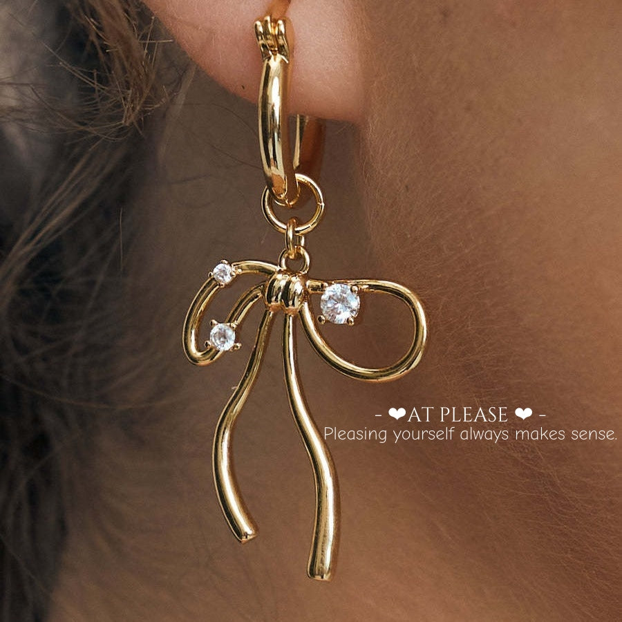 Fairy's Bow Hoop Earrings - Gold-Plated Copper with Princess Cut Zirconia