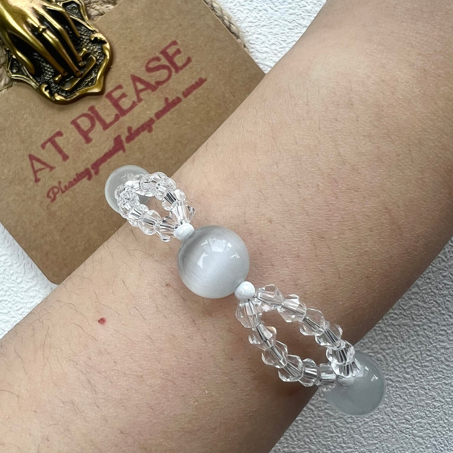 Guardian Glow Katzenaugenarmband | Geflochtenes Armband aus verflochtenen Kristallen