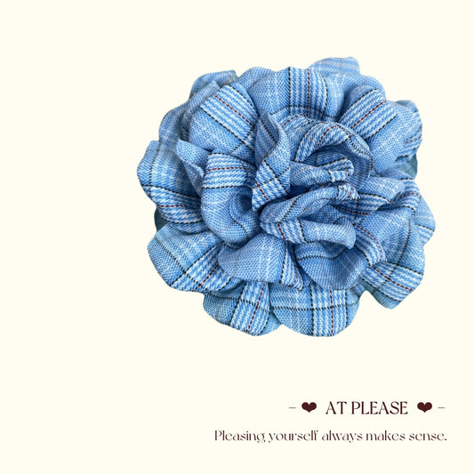 British Blue Tartan Rose Hair Claw Clip | Youthful Vintage Preppy Hair Accessories