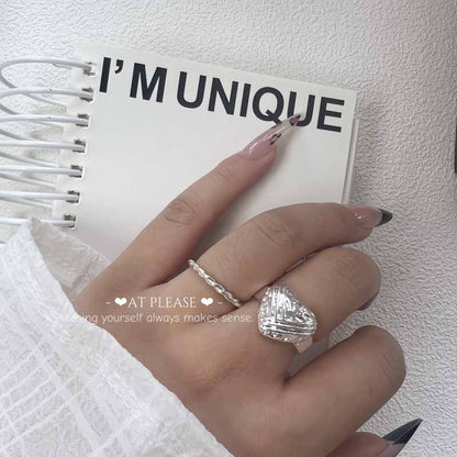 Gedrehter Ring aus 925er Silber – Stapelbar, minimalistisch, essentiell