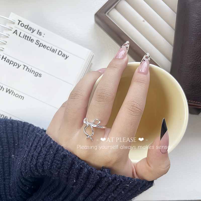 Silver Bow Ring – Seoul Chic Delicate Jewelry