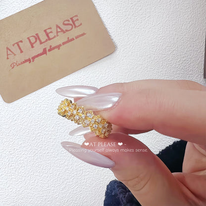 Barocker Ring aus Goldspitze | Erschwinglicher Luxus