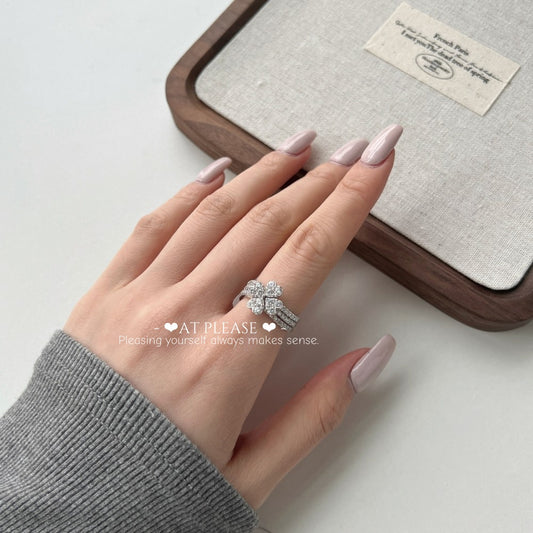 Ring aus 925er Sterlingsilber mit Kleeblatt-Anhänger und Zirkonia | Vielseitiger, stapelbarer Schmuck