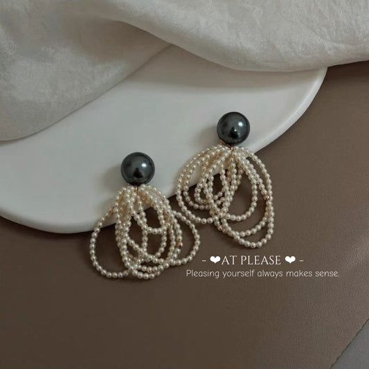 Round High-Luster Pearl Stud Earrings  - Minimalist Statement Jewelry