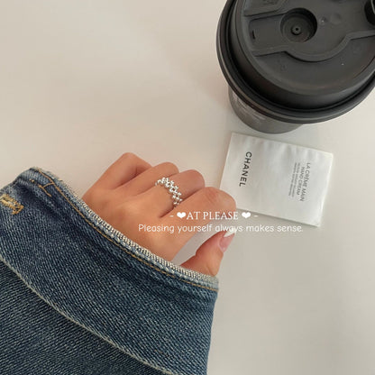Koreanischer minimalistischer Ring aus 925er Sterlingsilber mit elastischen Perlen | Normecore