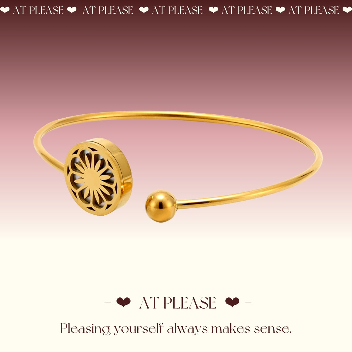 Adjustable titanium bracelet with French daisy and seashell pendant
